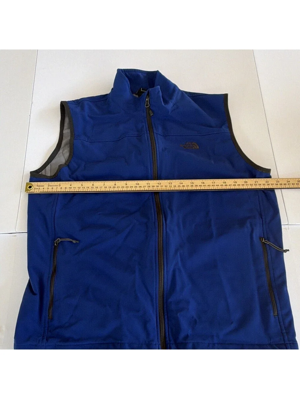 The North Face Men's Blue Solid Full Zip soft shell Vest Pockets Size XL